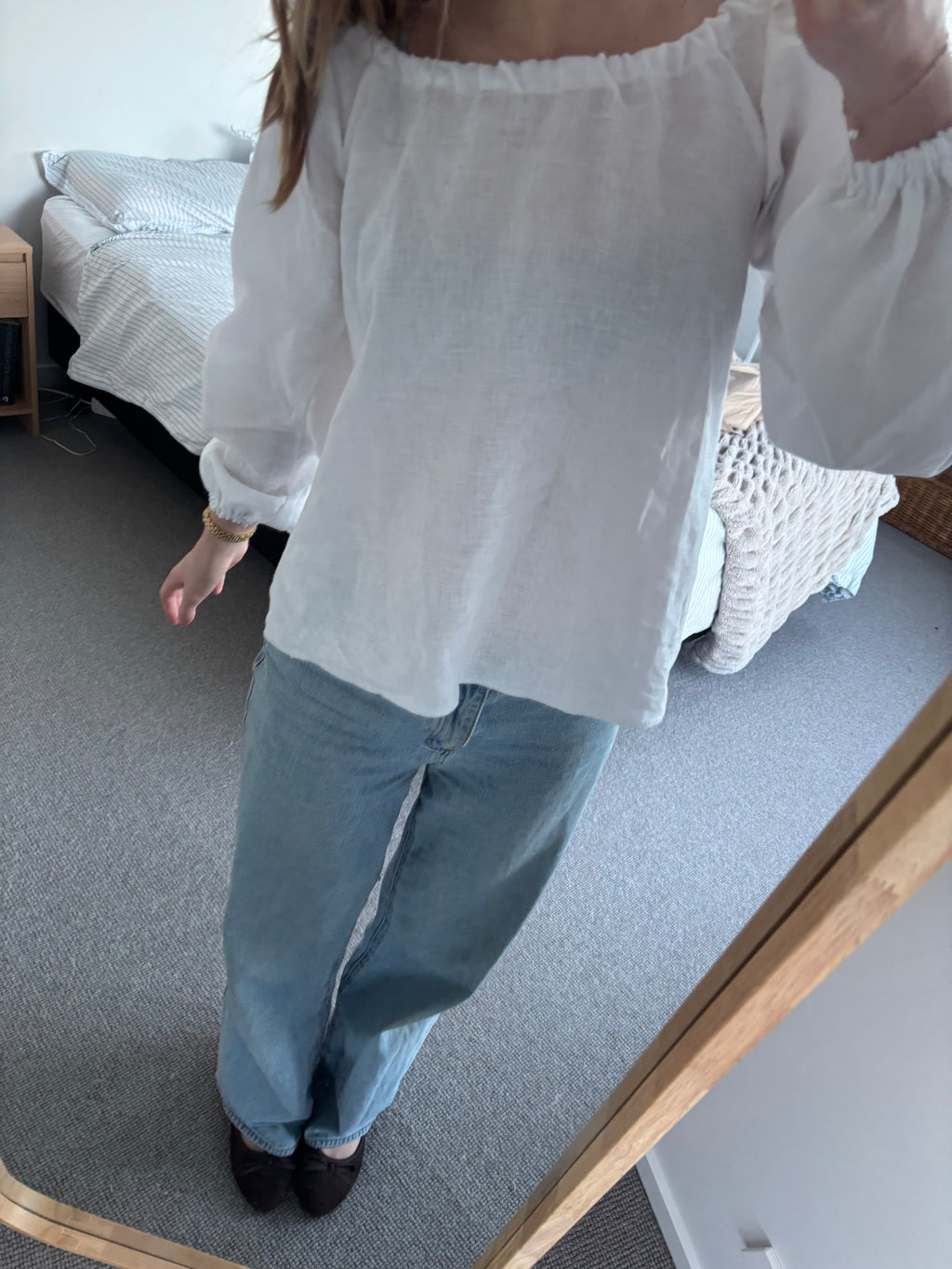 Madeline Full Sleeve Blouse in White Linen