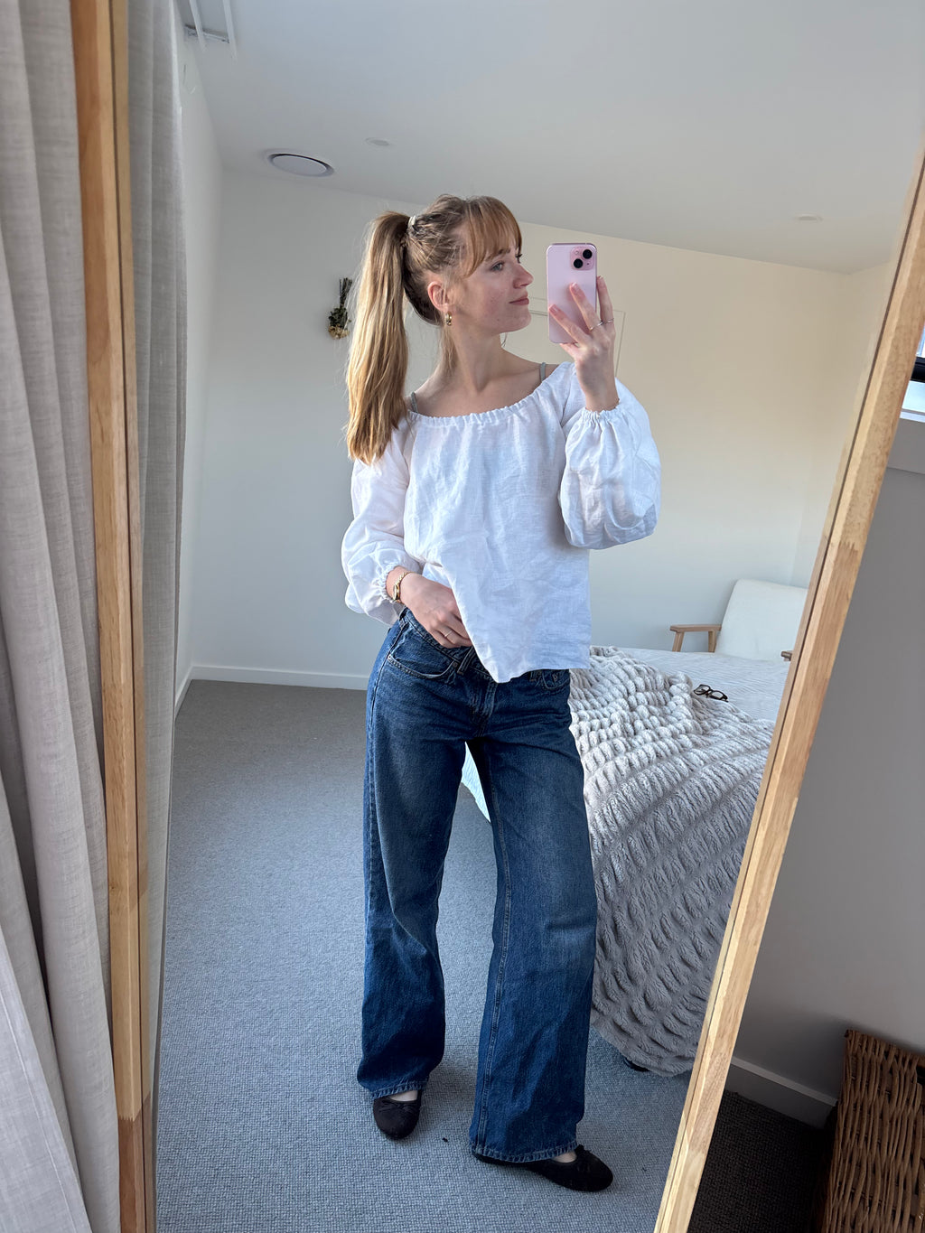 Madeline Full Sleeve Blouse in White Linen